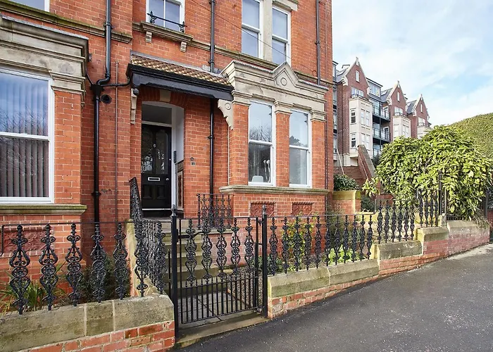 Host & Stay - Park View Apartment